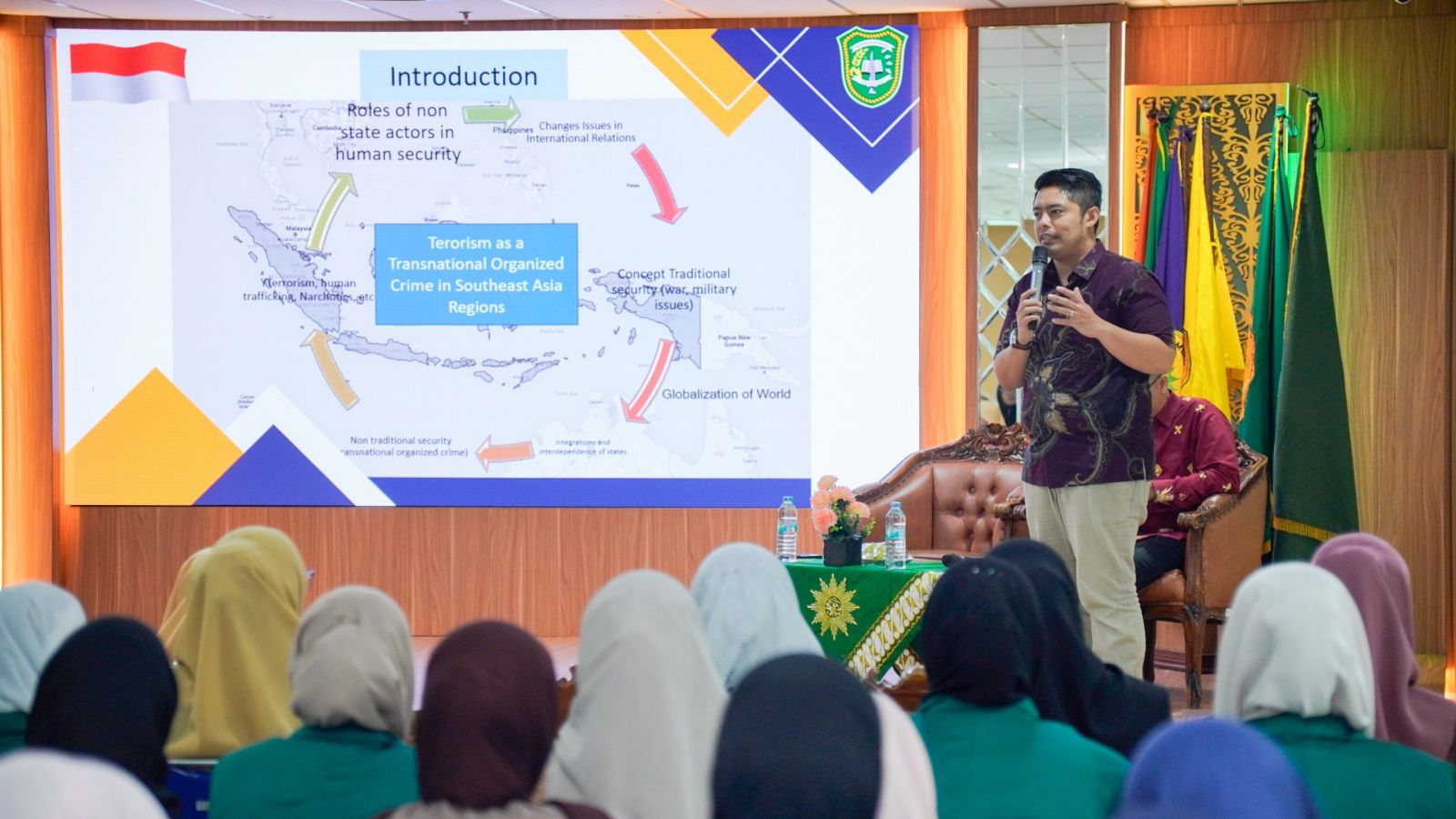 Showcase MKWK UMRI Dorong Literasi Anti Radikalisme di Era Digital