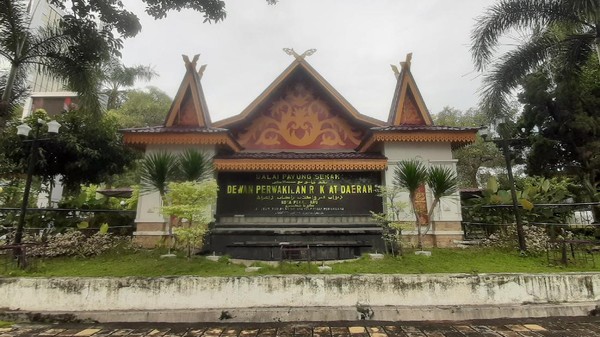 Alamat DPRD Kota Pekanbaru: Pusat Aspirasi dan Kebijakan di Jantung Kota