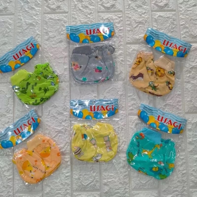 Sarung Tangan Dan Sarung Kaki Bayi Usagi Gold Warna 3 Pasang SNI