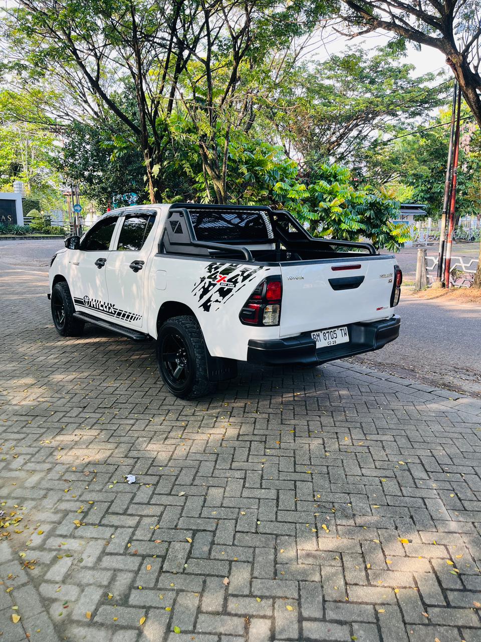 Hilux DC 4x4 manual 2017 2KD Vnt Turbo / PEKANBARU
