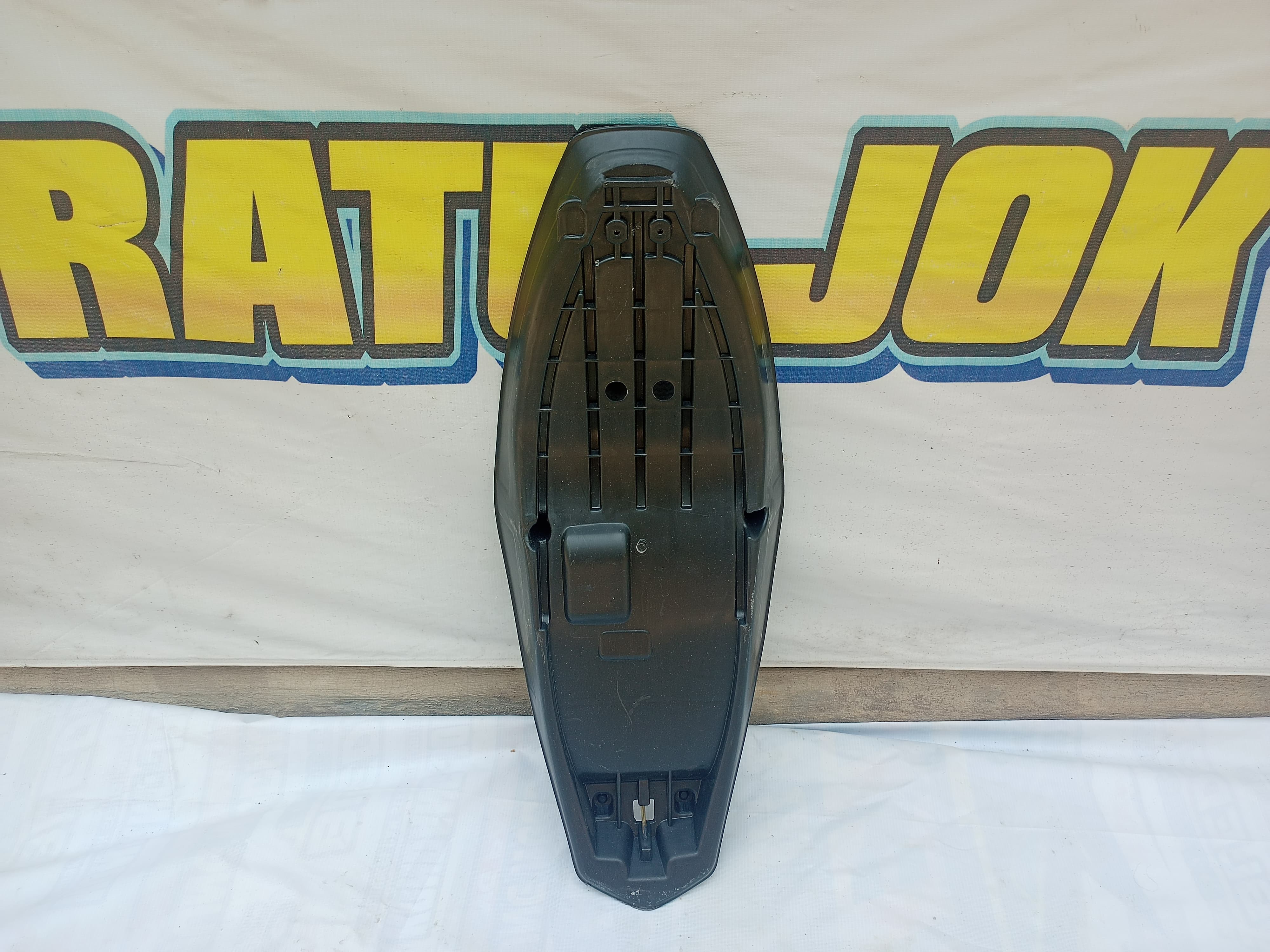 Fiber Jok Motor Ninja – Tampil Sporty & Lebih Kokoh -Pekanbaru