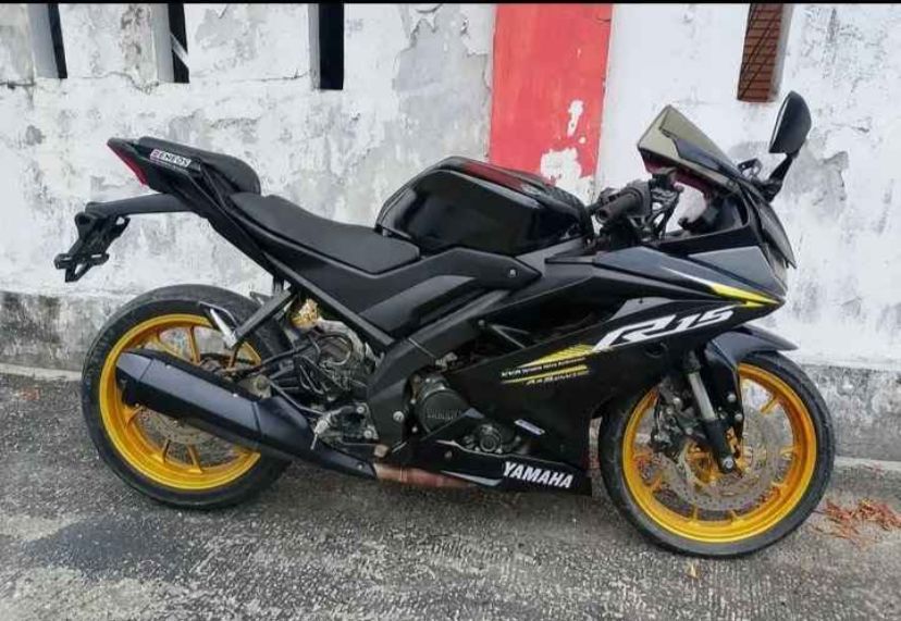 Dijual Cepat R15 V3 2018 - Pekanbaru