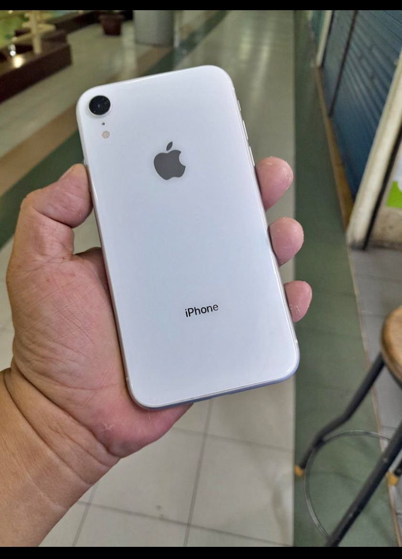 JUAL IPHONE XR 64 GB EX INTER - PEKANBARU