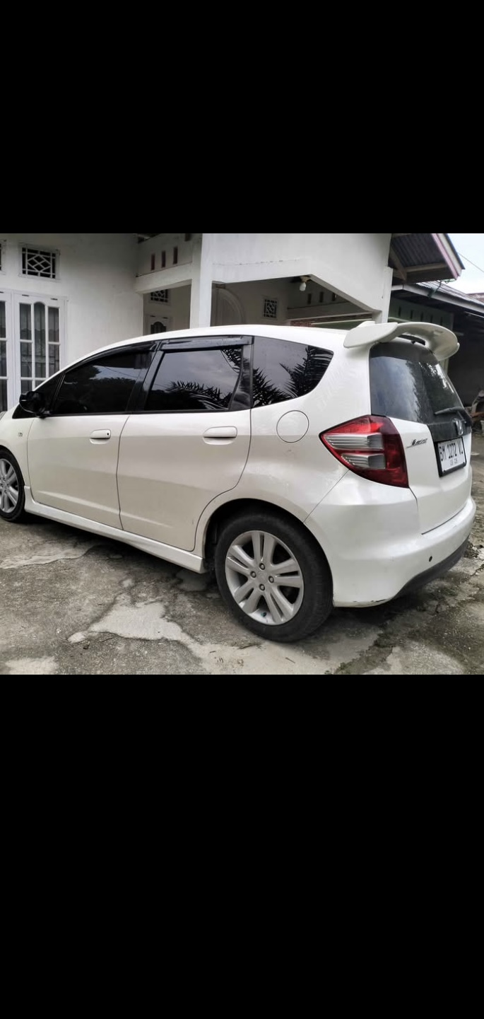 Dijual Mobil Jazz Matic - Air Tiris